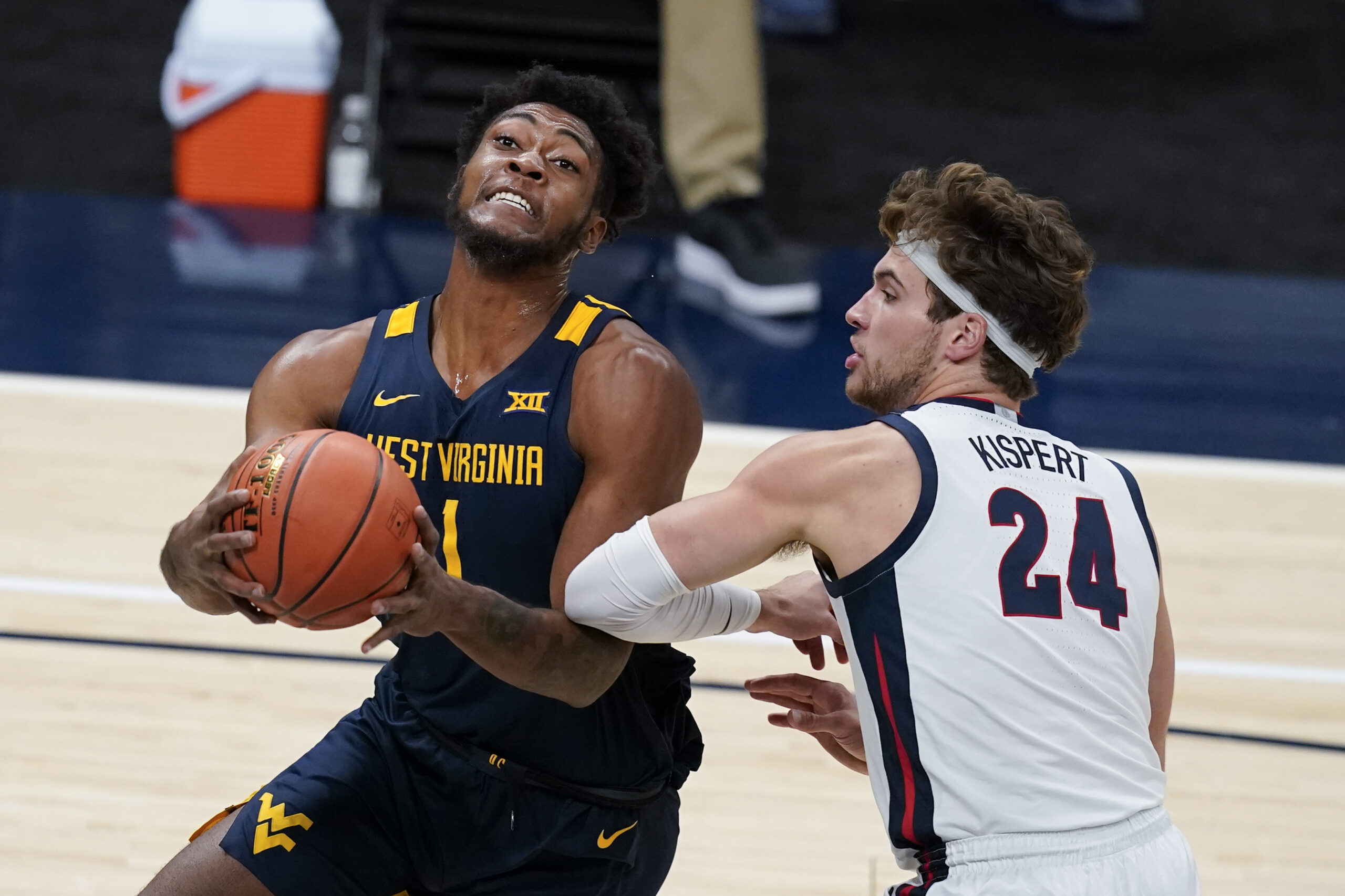 COLUMN: Derek Culver takes the blame for loss to Gonzaga, but there was plenty of it to go around